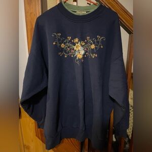 Vintage Top Stitch Crewneck Sweatshirt with Floral Embroidery Design, Women 2X